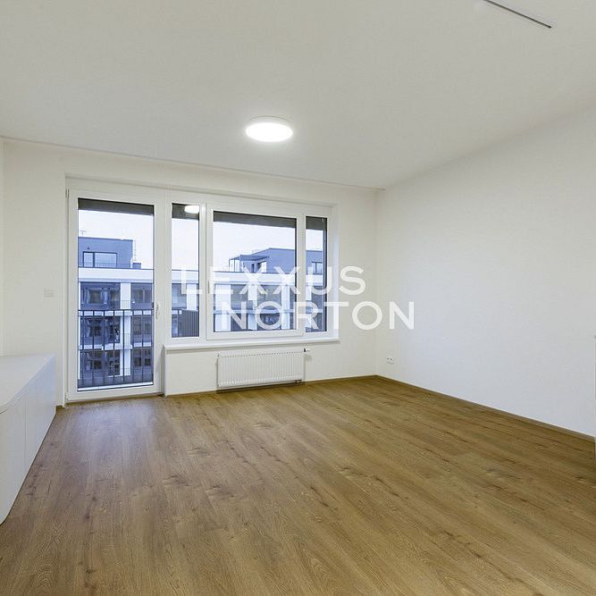 Pronájem bytu 2+kk 57 m² - Photo 1