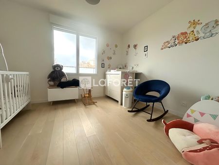 Apartment - Photo 2