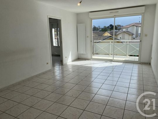 Location Appartement 2 pièces 60m² MONT DE MARSAN 40000 - Photo 1