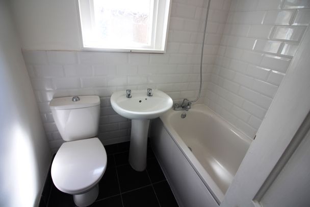 Brithdir Street, Cathays - Photo 1