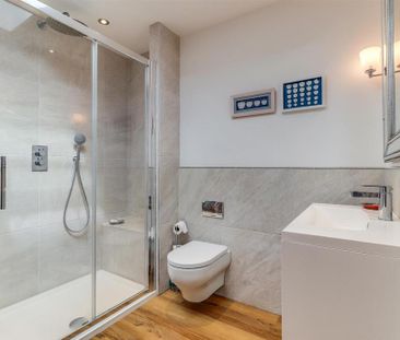 5 bedroom detached house to rent - Photo 5