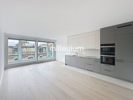 Beautiful Modern 4-Room Apartment with Stunning Jet d’Eau View - Photo 2