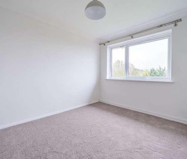 Windsor Drive, High Wycombe, HP13 - Photo 4