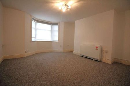 St. Lukes Road, Cheltenham, Gloucestershire, GL53 - Photo 2