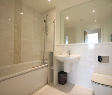 West Plaza, Town Lane, Stanwell,TW19 - Photo 3