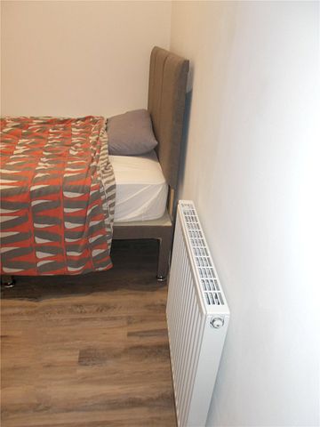 Student Properties to Let - Photo 3