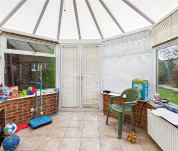 3 bedroom semi-detached house to rent - Photo 2