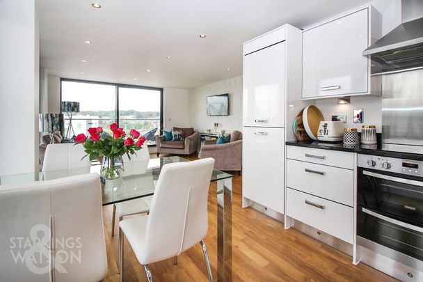 Robinson Bank, Geoffrey Watling Way, Norwich - Photo 1