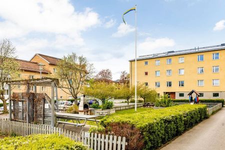 Erik Tegels Väg, Spånga - Foto 2