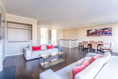 3 bedroom flat to rent - Photo 4