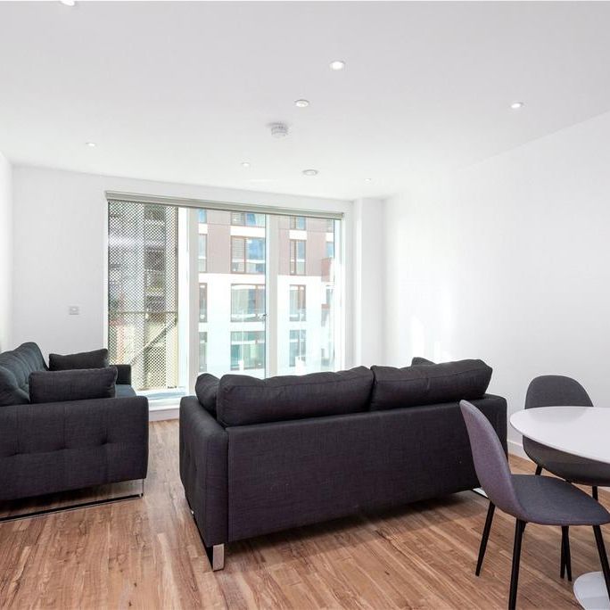 3 bedroom flat to rent - Photo 1