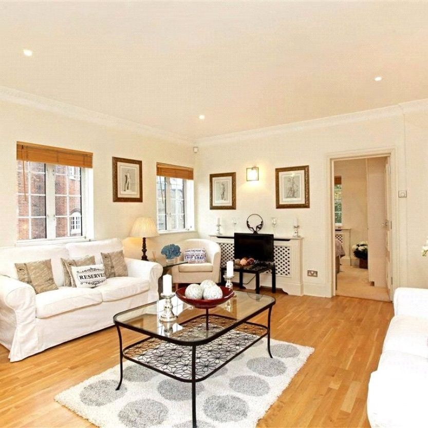 The Mount, NW3, London - Photo 1