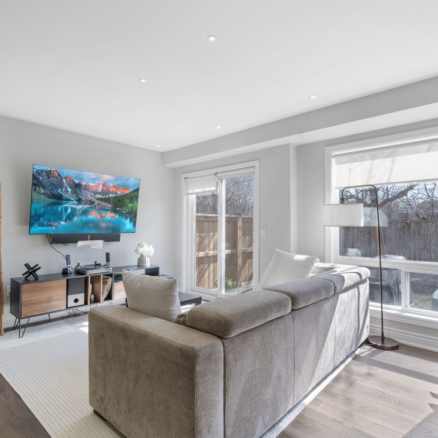 For Lease - 2088 Leanne Boulevard Unit# 41, Mississauga, Ontario - Photo 1