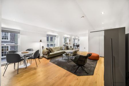 Aldwych Chambers, Essex Street, WC2R - Photo 3