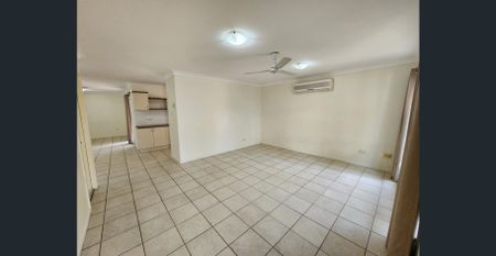 Charming Family Home in the Heart of Kirwan - Photo 2