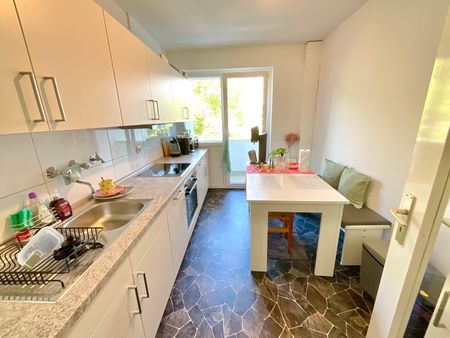 Hübsches WG Zimmer für StudentInnen - Foto 2