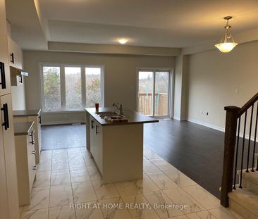 Townhouse For Lease | E8133634 - Photo 6