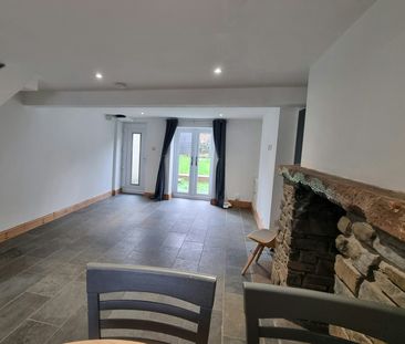 Terraced House to rent on - Photo 2