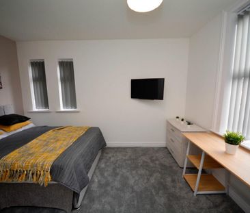 1 bed Room for Rent - Photo 2