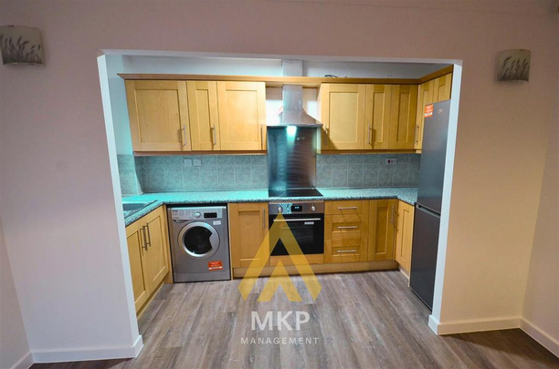 2 bedroom flat to rent - Photo 1