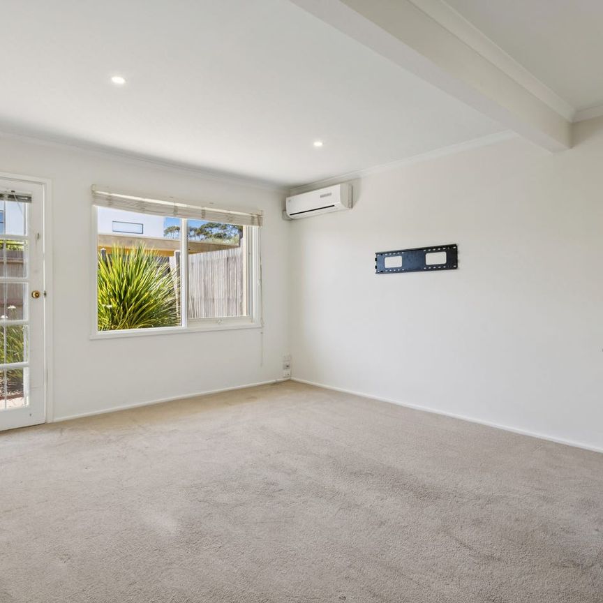 Relaxed Coastal Living - Photo 1