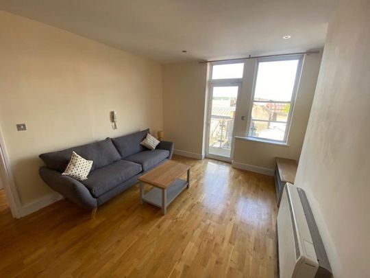 1 bedroom flat to rent - Photo 1