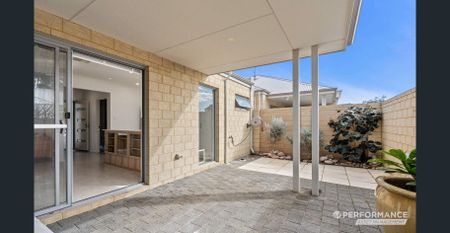 Stylish Modern Home with Central Convenience - Photo 5