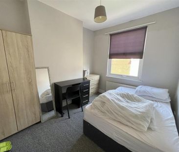 5 bedroom house share to rent - Photo 3