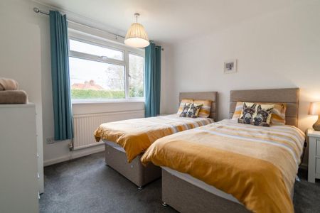 4 bedroom detached house to rent - Photo 5