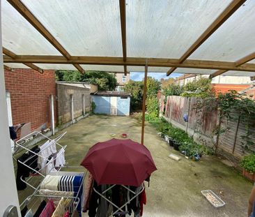 4 bedroom terraced house to rent - Photo 1