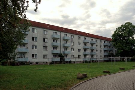 Für die kleine Familie: Ruhig gelegen, praktischer Grundriss und Balkon - Foto 2