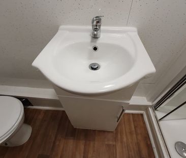 Room in a Shared House, Beaconsfield Road, CV2 - Photo 5