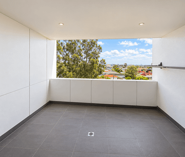 Modern 2 Bedroom Apartment - Photo 6