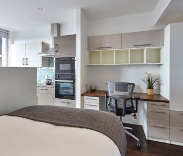 Studio to rent - Photo 5