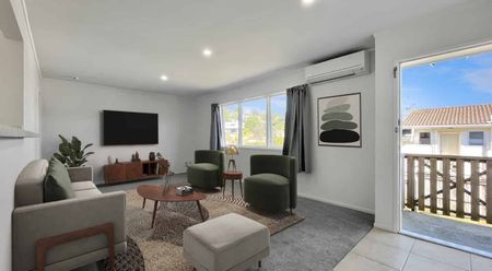 Bayview - 4 Bedroom - Photo 3