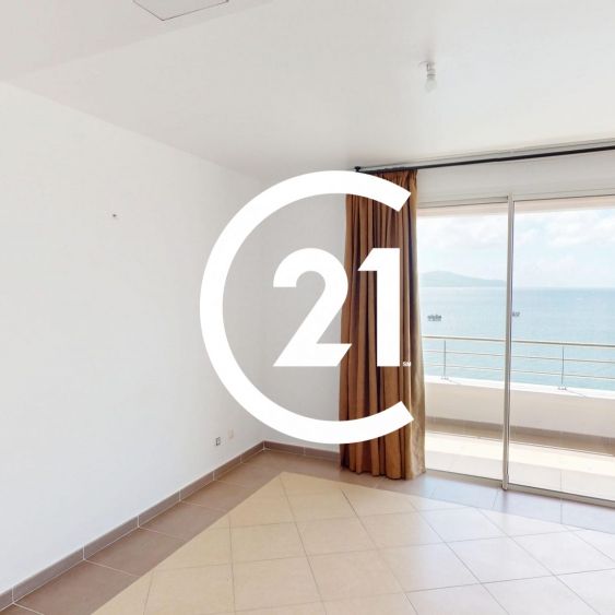 Location Appartement 87.00m² 3 pièces Fort de france - Photo 1