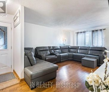 23 HAZELGLEN COURT - Photo 4