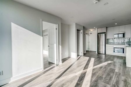 For Lease - 297 Oak Walk Drive Unit# 1802, Oakville, Ontario - Photo 2