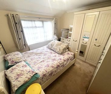 3 bedroom terraced house to rent - Photo 6