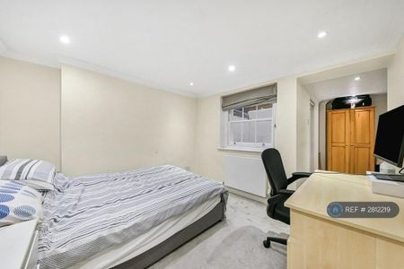 3 bedroom flat to rent - Photo 5
