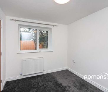 Field Way, Aldershot, Hampshire, GU12 - Photo 1