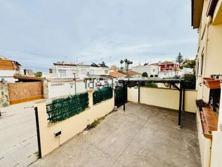 Alquiler de casa o chalet independiente en Playamar - Benyamina - Foto 4