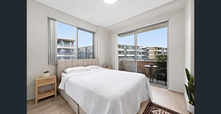 Contemporary Comfort Moments from Town Centre & Metro! - Photo 2