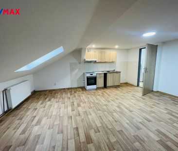Pronájem bytu 3+kk v osobním vlastnictví 64 m², Duchcov - Photo 1