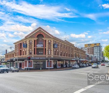 Top Floor, Spacious 1 Bedroom Apartment - Photo 3