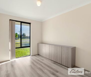 LARGE BLOCK, WITH SIDE ACCESS AND A WORKSHOP - Photo 1
