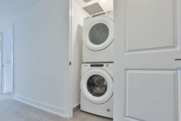 For Lease - 1063 Douglas Mccurdy Comm Circle Unit# 1104, Mississauga, Ontario - Photo 1