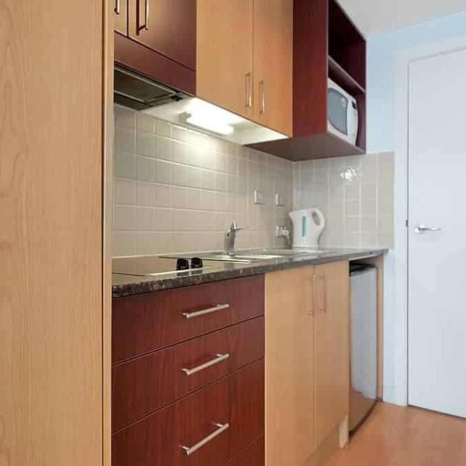 Studio - Walking Distance to AUT - Photo 1