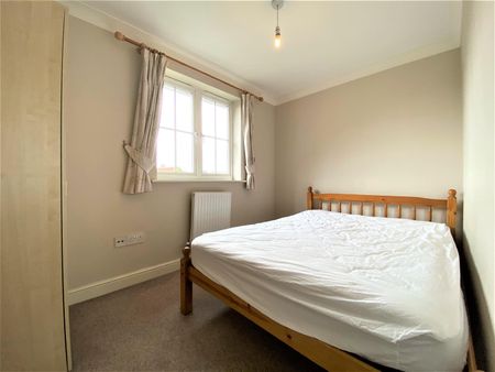 Hubbards Close, Hillingdon, UB8 - Photo 3