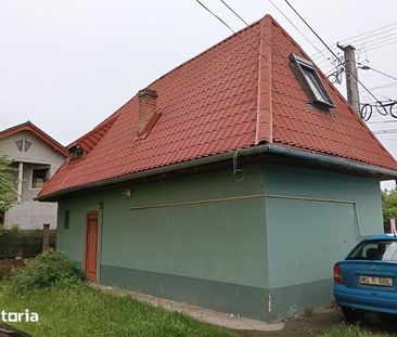 Vand sau inchiriez casa P+M 3 cam buc baie curte comuna ocupabil - Photo 1